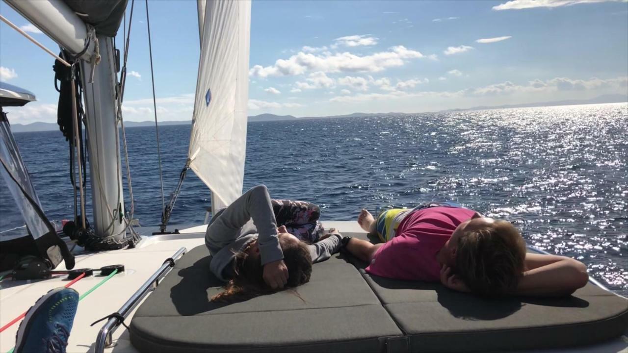 Luxury Catamaran Lagoon 42, Ac & Gn Split Exterior foto